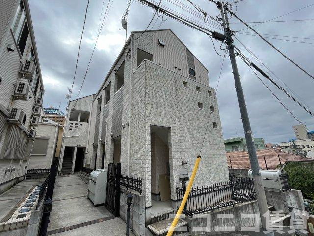 新宿区高田馬場２丁目のアパートの外観