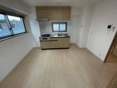 【居間・リビング】 | リコルド | 別のお部屋の写真です