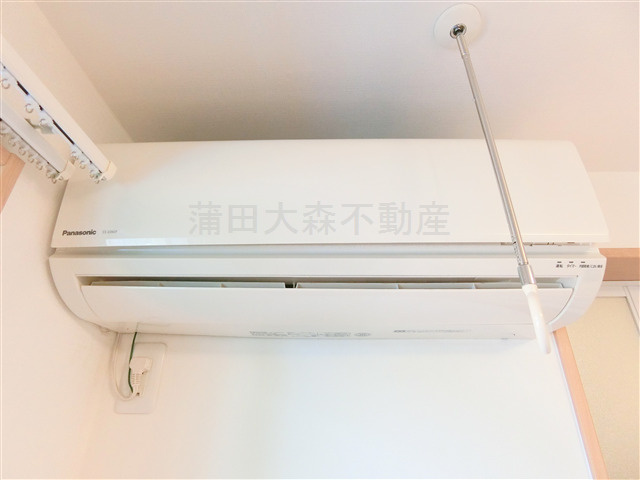 アリエッタ南蒲田の設備|エアコン　室内物干し金具