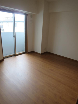 【洋室】 | Luminous Terrace 諸岡