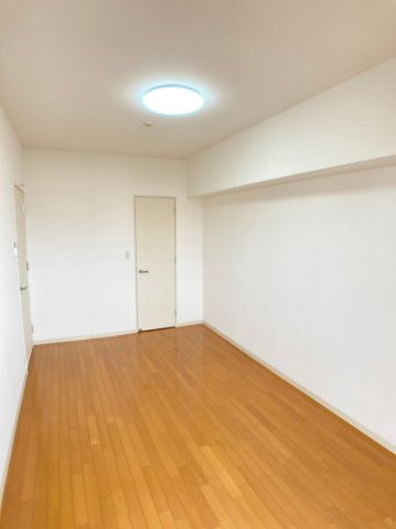 大阪市西区立売堀６丁目の賃貸マンションの寝室