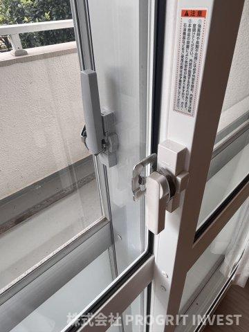 高田馬場住宅のバルコニー|2重サッシで遮音性、断熱性アップ！