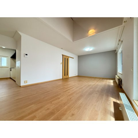 リフォーム済み　北斗市追分3丁目中古住宅の居間・リビング
