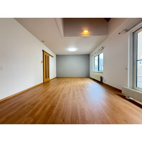 リフォーム済み　北斗市追分3丁目中古住宅の居間・リビング