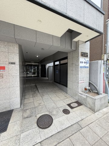 グリーンヒルズのエントランス