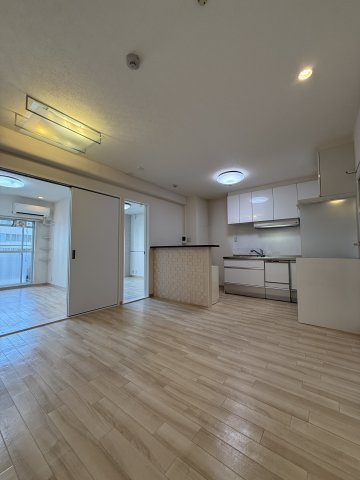 ストークマンション内本町の居間・リビング