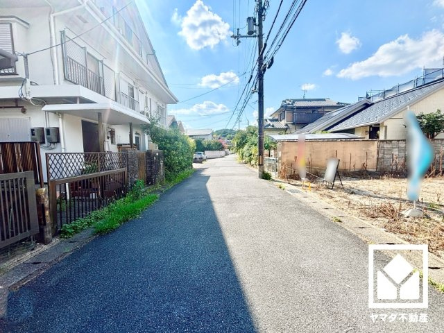 伏見区桃山町遠山の前面道路含む現地写真