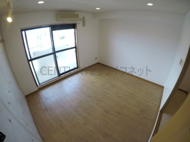 【寝室】 | FIVE TWO