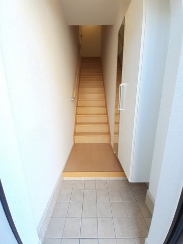 ガーデンプレイスＡの玄関