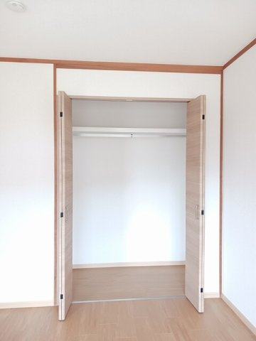 エルディム川西の収納