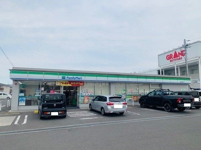 エクロールＢの周辺|ファミリーマート木太町八区店様まで210m