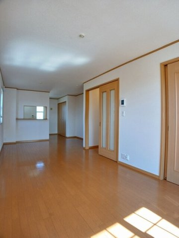 ＣＯＭＦＯＲＴ・Ｍ　Ｂの居間・リビング