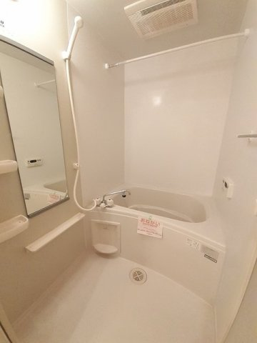 ロイヤルスクウェア　一宮Ⅱの浴室