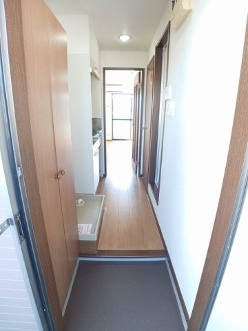 カーサ　木太の玄関