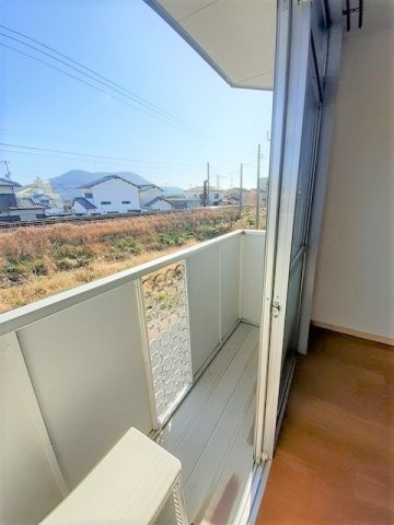 エルディム川西のバルコニー