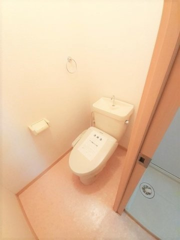 エルディム川西のトイレ