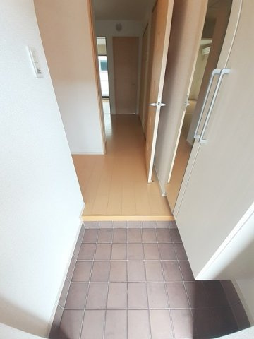 オーブ・メゾンＢの玄関