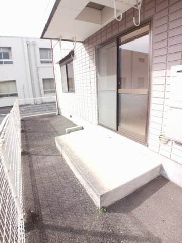 ニューエルディム小田の庭