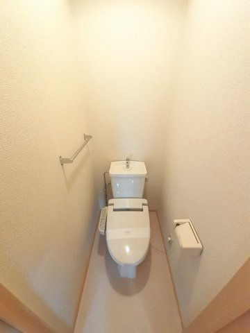 ニューエルディム小田のトイレ