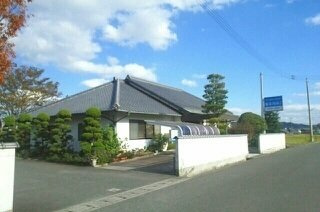 サニー　レジデンスＡの周辺|高本内科医院さんまで300m