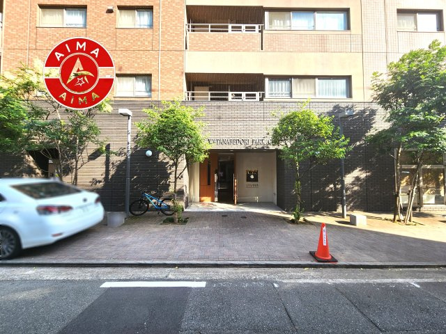 アクタス渡辺通パークシティ|きれいなエントランス入口です。