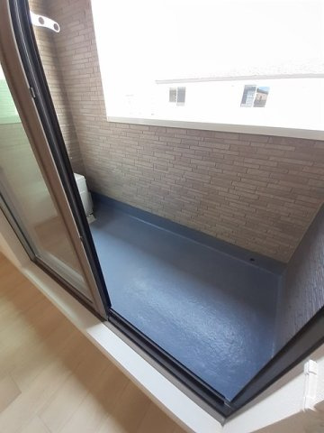 アリスト　レジデンス西館のバルコニー