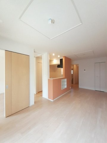 クラール元山Ｅの周辺