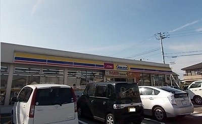 ギフトⅢの周辺|ミニストップさんまで360m