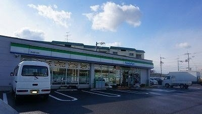 クラール元山サウスＤの周辺|ファミリーマート木太町店さんまで570m