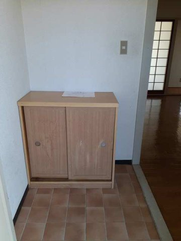 シティハイツ池田の玄関