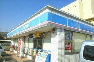 Ｐｏｒｔｅ　Ｒｅｇａｌｏ　Ｖの周辺|ローソン高松木太町六区店さんまで580m