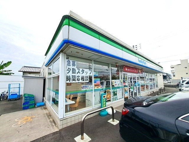 アーレントＢの周辺|ファミリーマート春日川東店さんまで900m