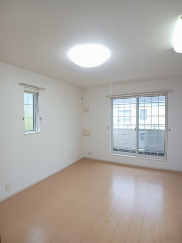 ジュネス　ＭＵＫＡＩの内装