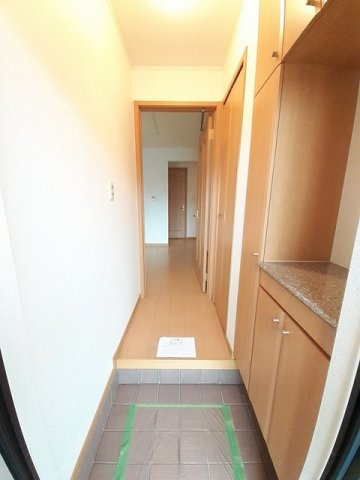 リバティ　ゾーン　ナカヤマＢの玄関