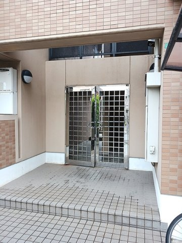 ジャンレジダンスＭのエントランス