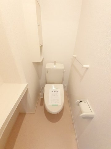 ワイズＫＭ　Ⅱのトイレ