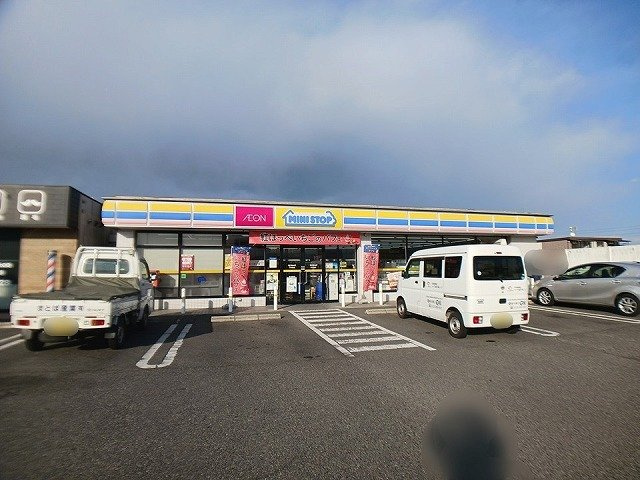 グランデ　カーサＧの周辺|ミニストップ小村町店さんまで550m