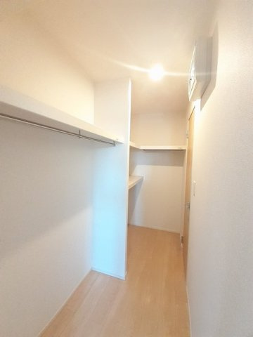 グランデ　シーナⅤの収納