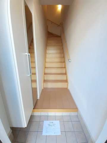 ディアコート林Ⅰの玄関
