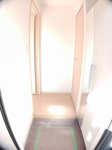 レクサスＢの玄関