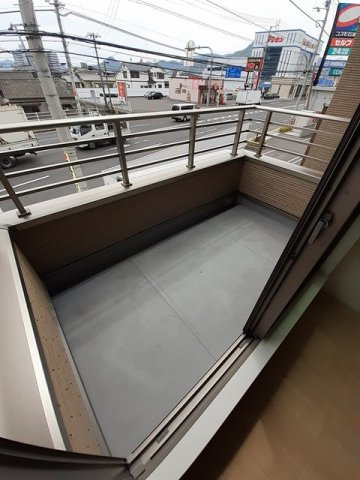 グレイス高松Ⅱのバルコニー