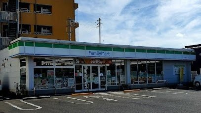 ベルエア木太Ｄの周辺|ファミリーマート高松国際ホテルまで450m