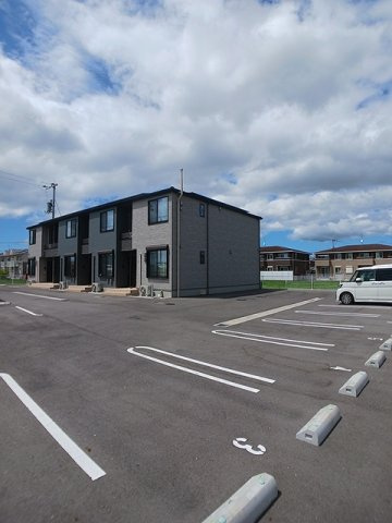 アメニティーハイツ川島Ⅵの駐車場