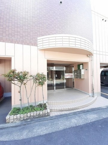 れいけんのエントランス