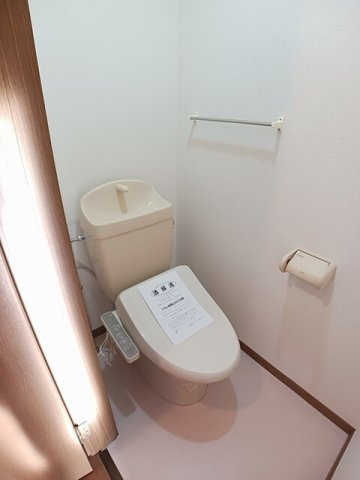 グランディール堀越　ⅡＢのトイレ
