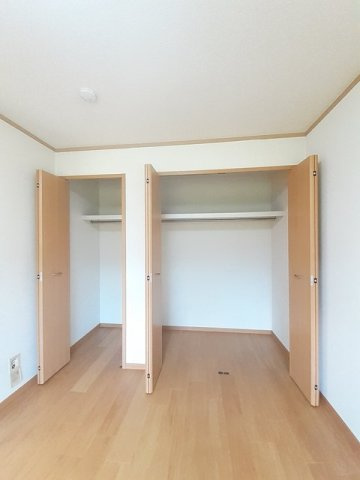 エルディム川西の収納