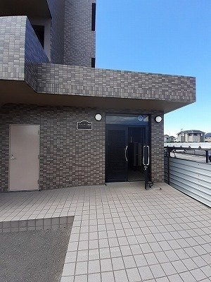 アメニティ屋島のエントランス