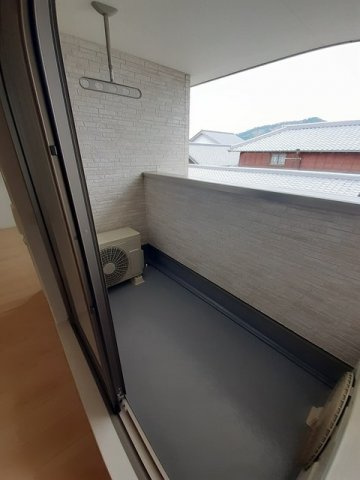 フェリーチェ六条Ｂのバルコニー