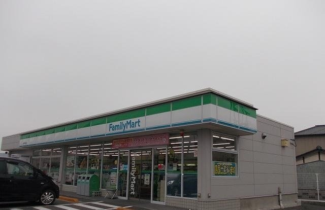 サンパティーク・メゾンＢの周辺|ファミリーマートさんまで1800m