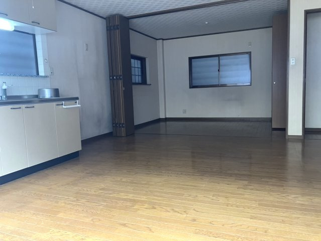 旭区新森6丁目中古戸建の居間・リビング